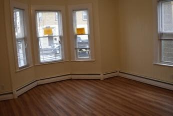 1 bed, 2 bath apartment for rent at 181 Newton St Unit 1, Waltham — photo 4 of 6