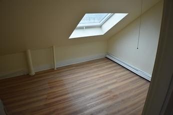 1 bed, 2 bath apartment for rent at 181 Newton St Unit 1, Waltham — photo 2 of 6