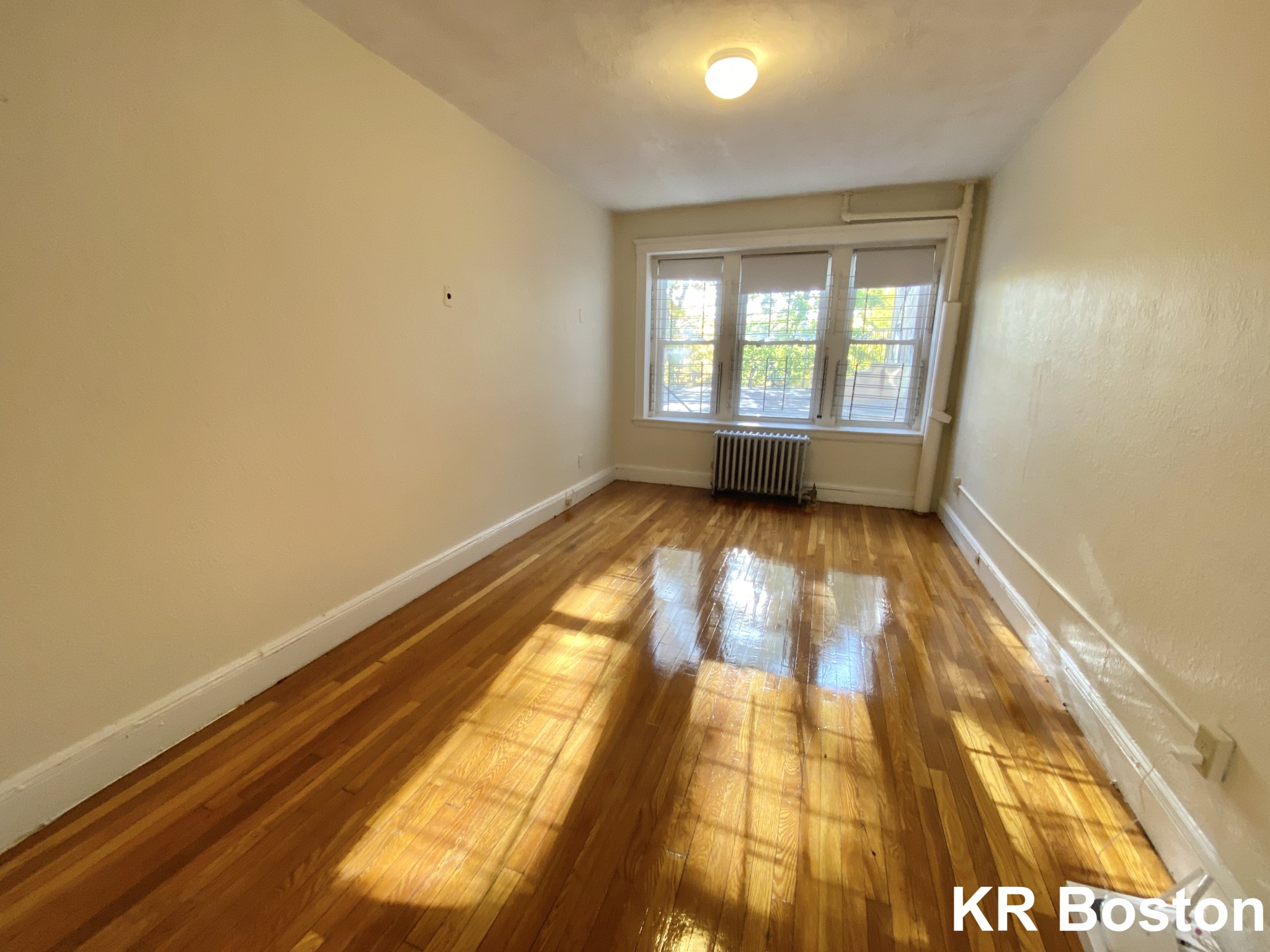 1 bed, 1 bath apartment for rent at 1810 Commonwealth Ave Unit 2H, Brighton — photo 2 of 5