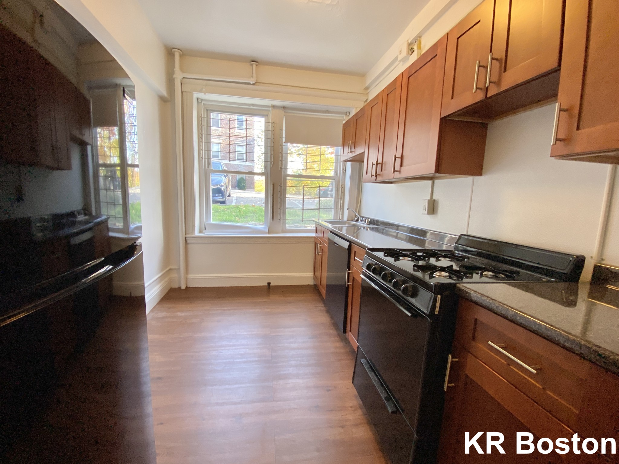 1 bed, 1 bath apartment for rent at 1810 Commonwealth Ave Unit 2H, Brighton — photo 4 of 5