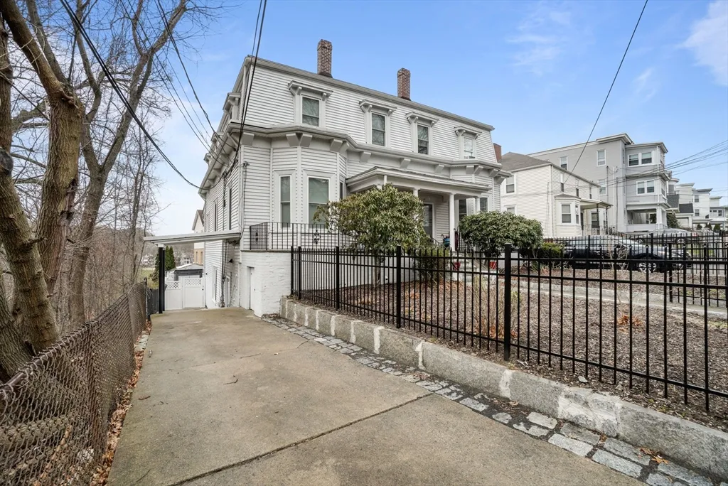 93 Foster St, Brighton