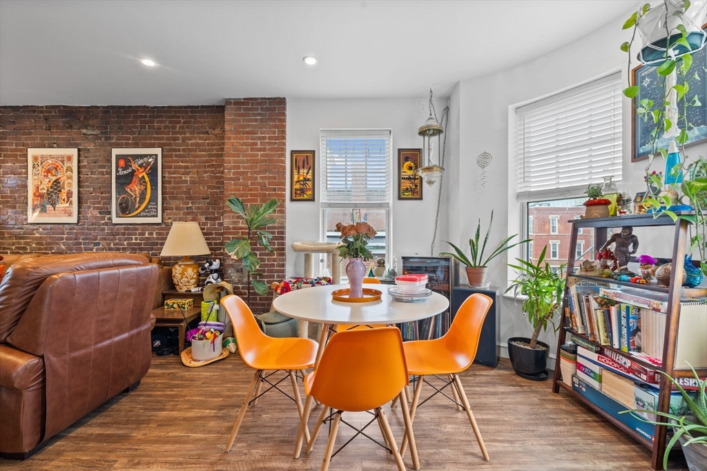 103 Broadway, Chelsea