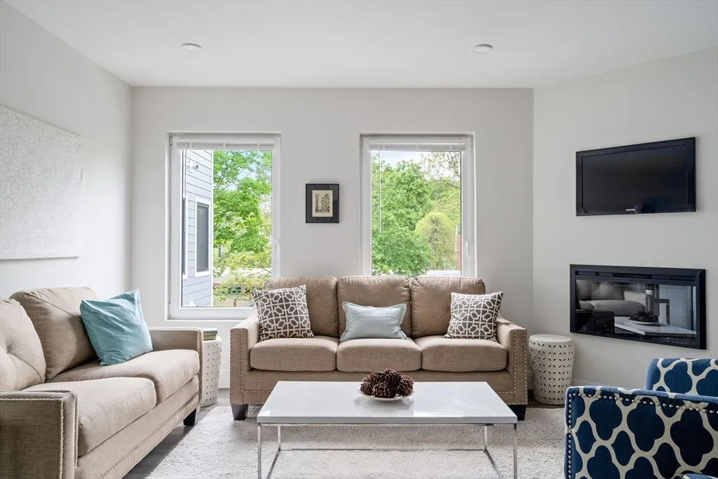 50 Stedman St, Jamaica Plain