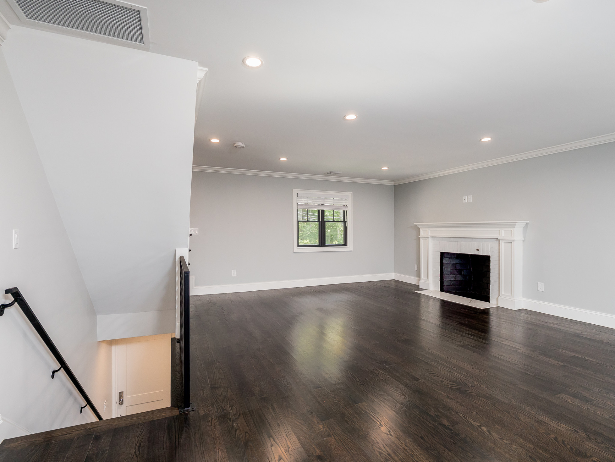 6 bed, 3 bath apartment for rent at 31 Heath St Unit 2, Woodland Heath — photo 32 of 45