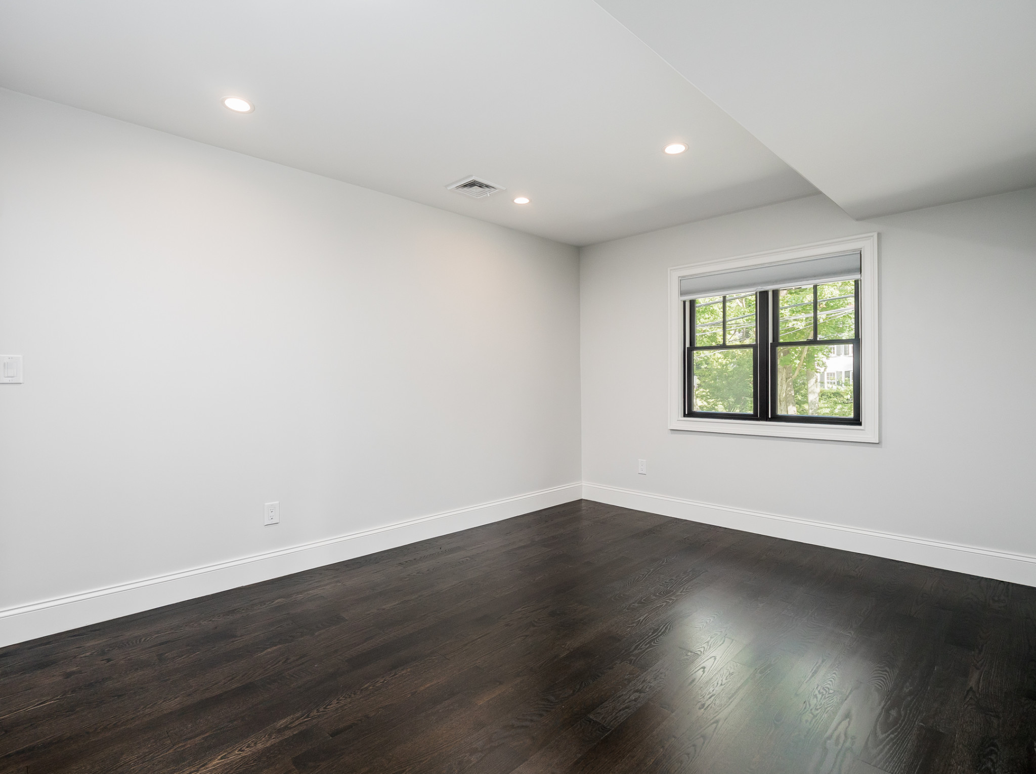 6 bed, 3 bath apartment for rent at 31 Heath St Unit 2, Woodland Heath — photo 17 of 45