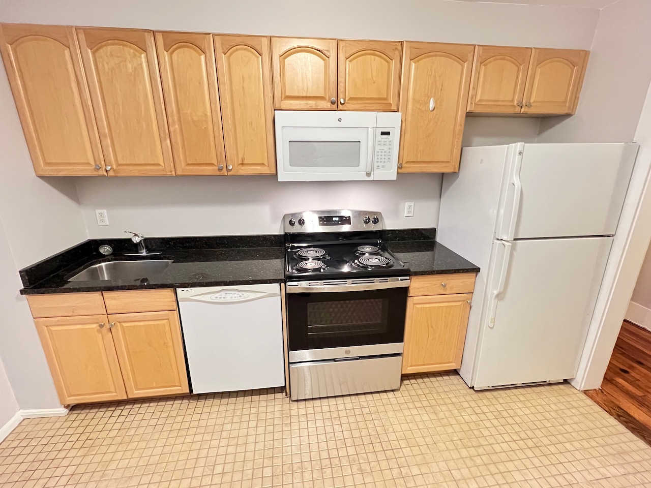 1 bed, 1 bath apartment for rent at 11 Gorham St Unit 3, Brighton — photo 14 of 16