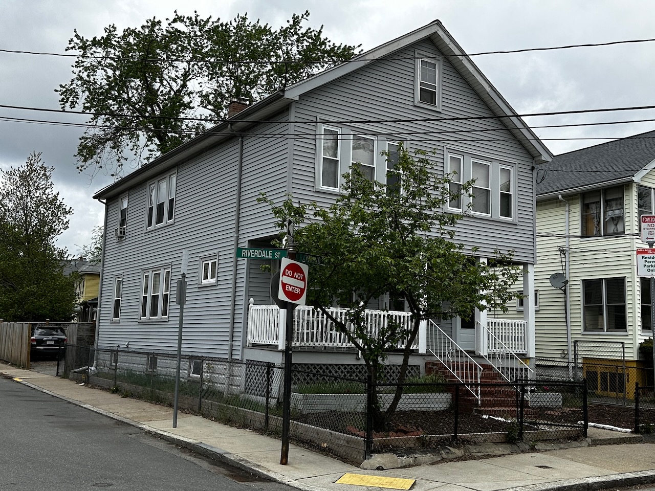 2 bed, 1 bath apartment for rent at 58 Raymond St Unit 1, Allston — photo 2 of 24
