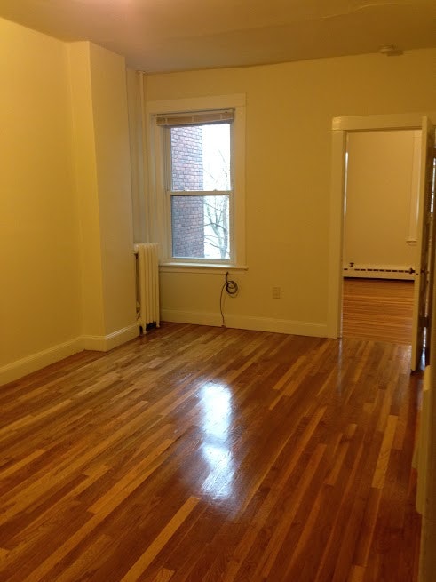 1 bed, 1 bath apartment for rent at 181 Winthrop Rd Unit 1, Washington Square — photo 7 of 14