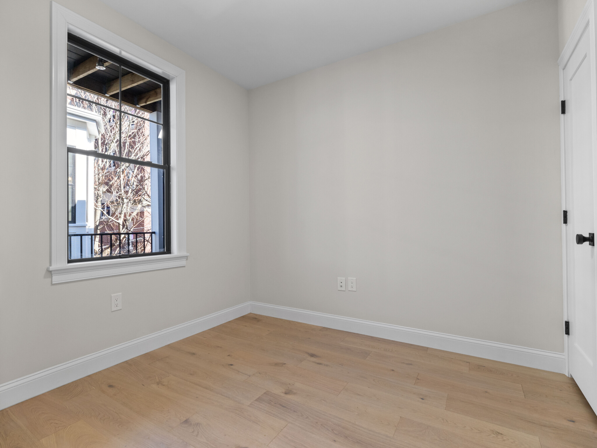 48 Woodward St, South Boston