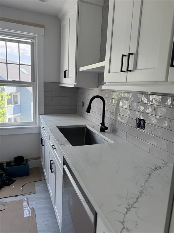 61 Templeton Pkwy, Watertown