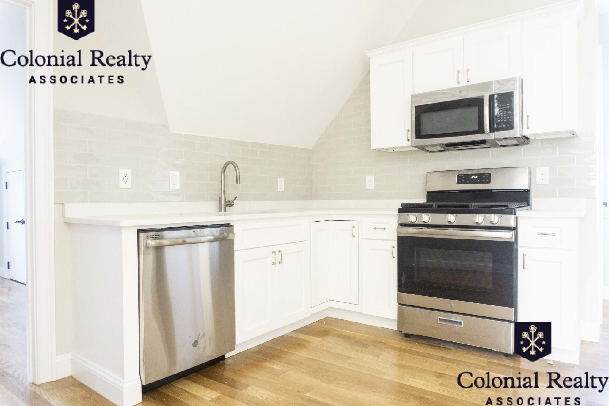 77 Gordon St, Allston