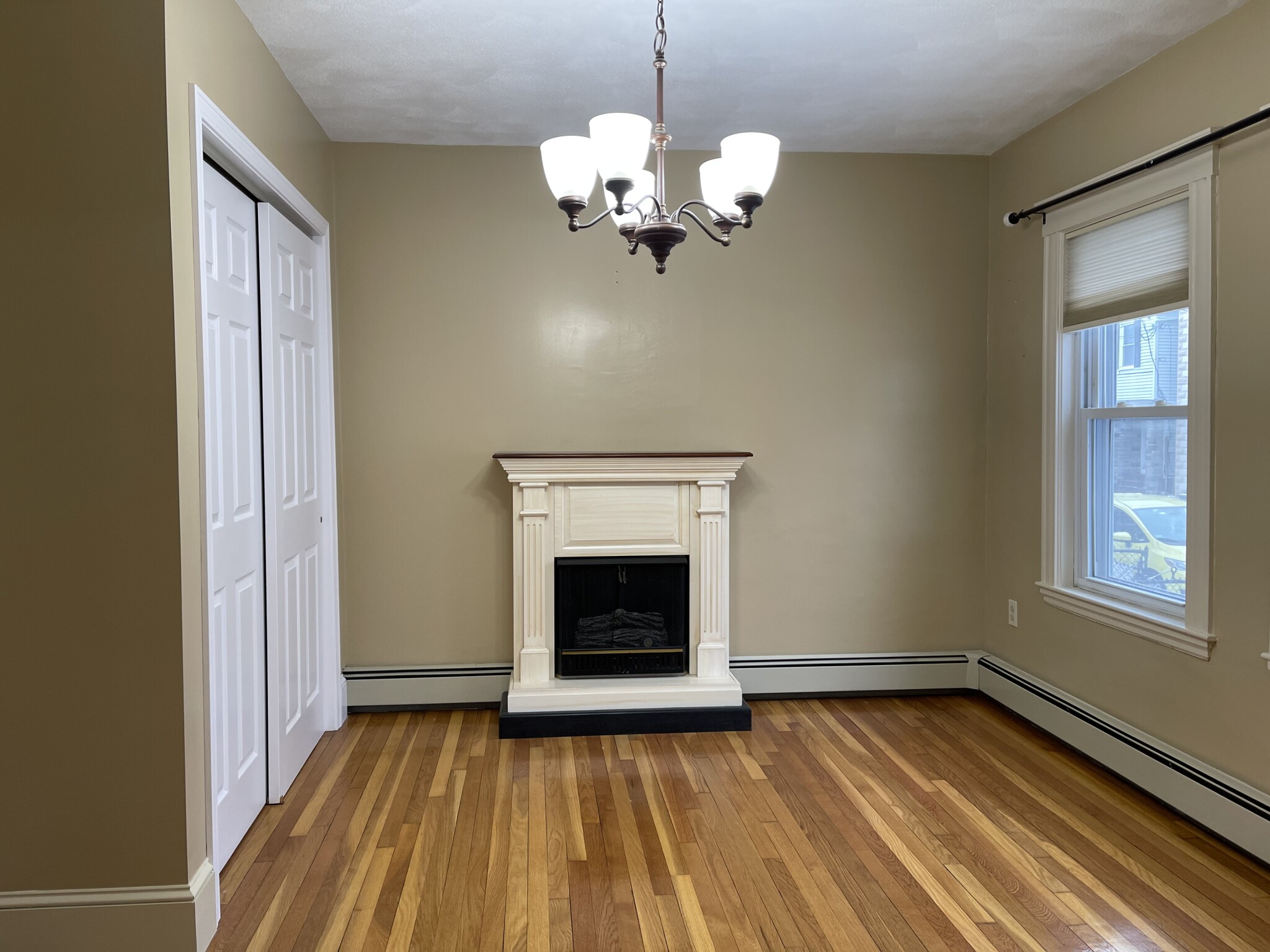 4 bed, 1 bath apartment for rent at 143 Cottage St Unit 2, East Boston — photo 1 of 7