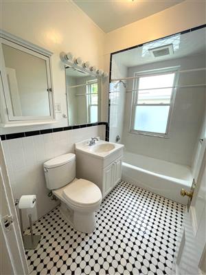 69 Raymond Ave, West Somerville