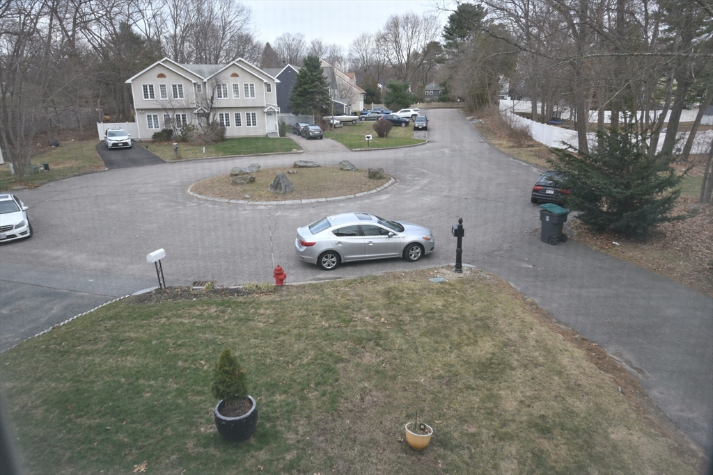 19 Stillman Circle, Natick