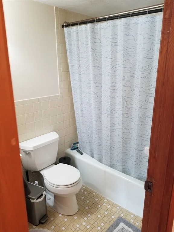 6 Prentiss Rd, Arlington