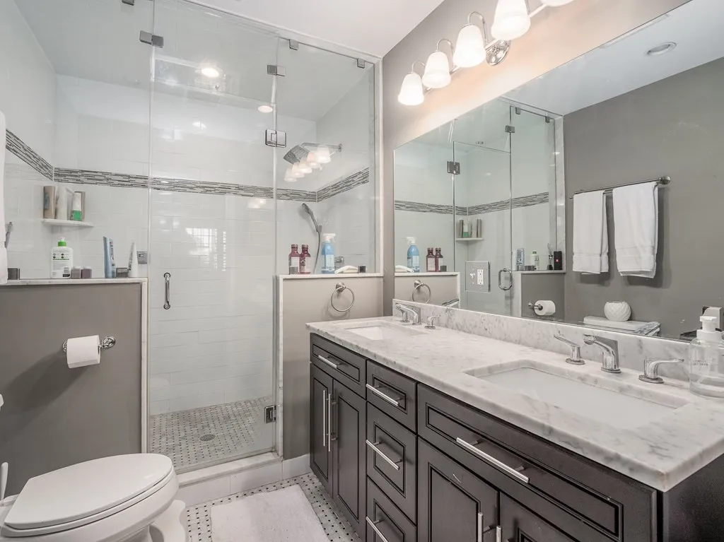 350 West Broadway, South Boston