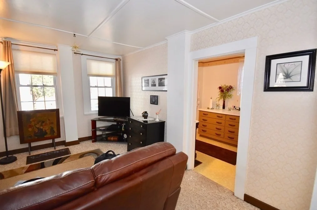 58 South East St, Amherst