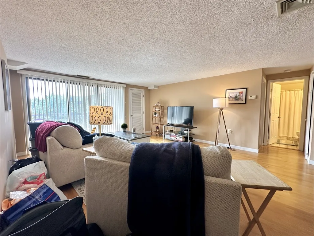 30 Revere Beach Pkwy, Wellington