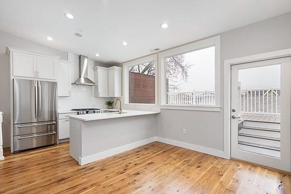 1 bed, 1 bath apartment for rent at 182 7th St Unit 3, South Boston — photo 3 of 11