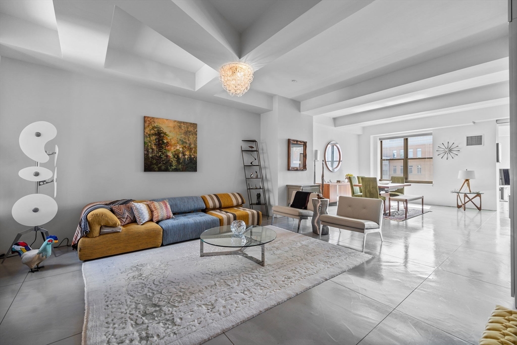 1166 Washington St, South End