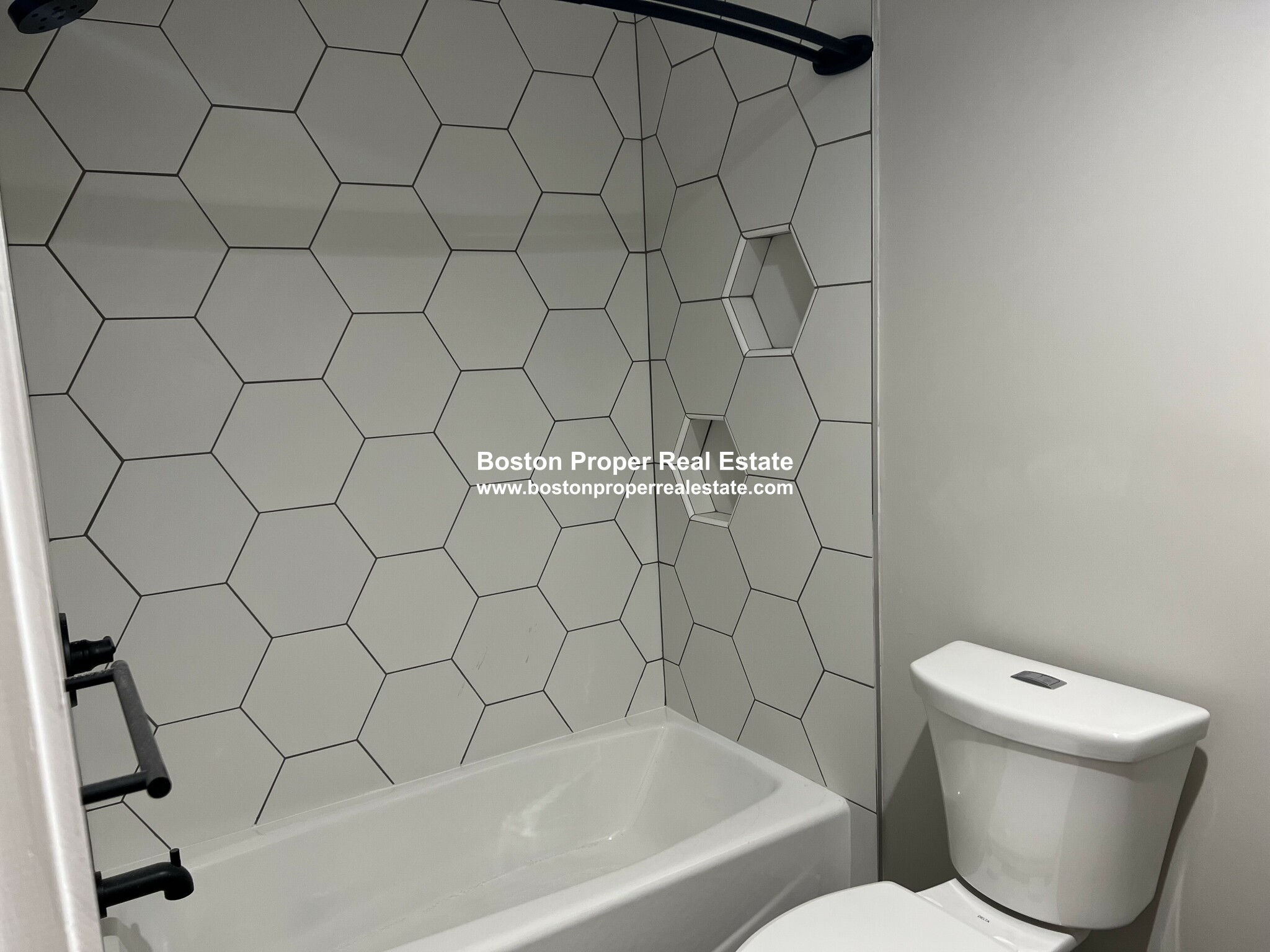 1661 Washington St, South End