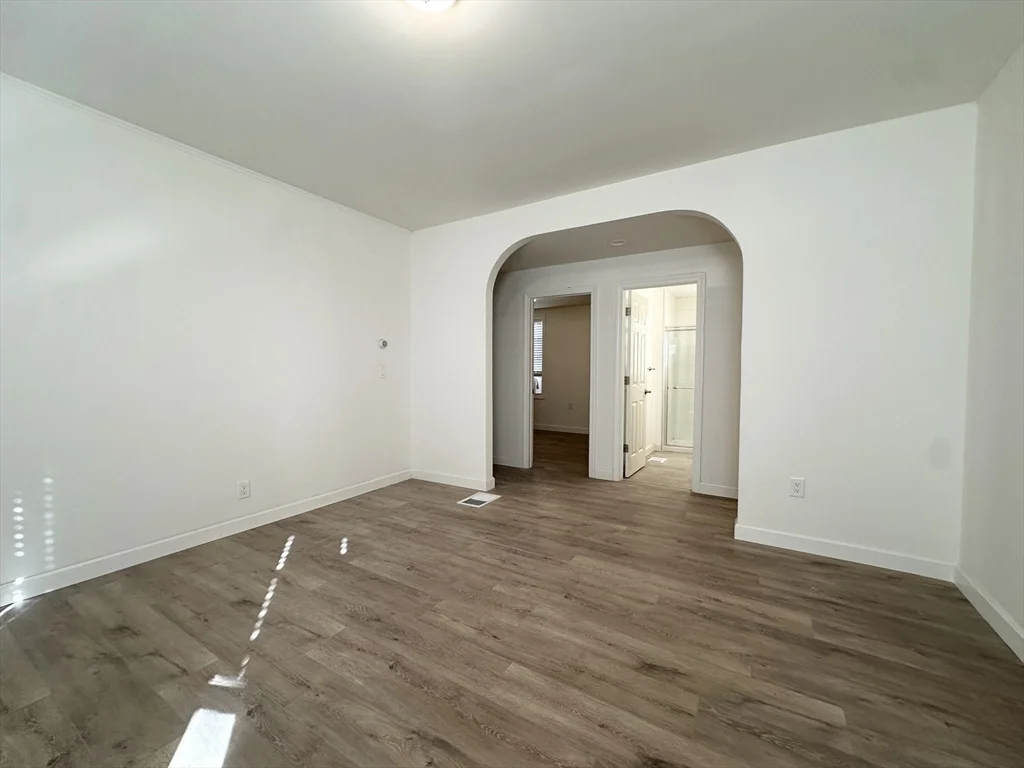 72 Easton St, Allston