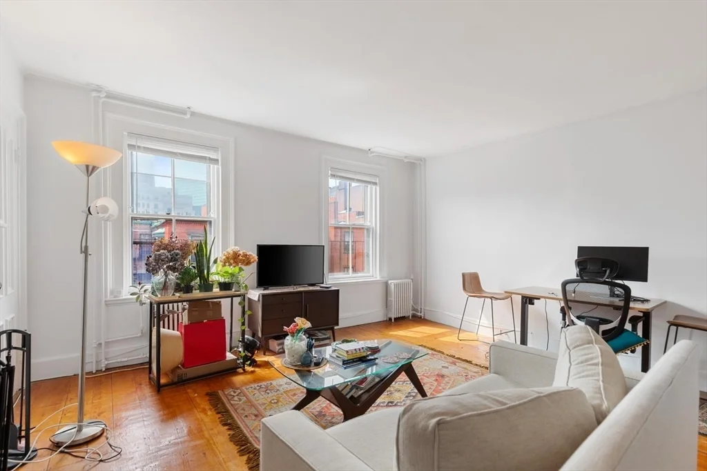 86 Marlborough St, Back Bay