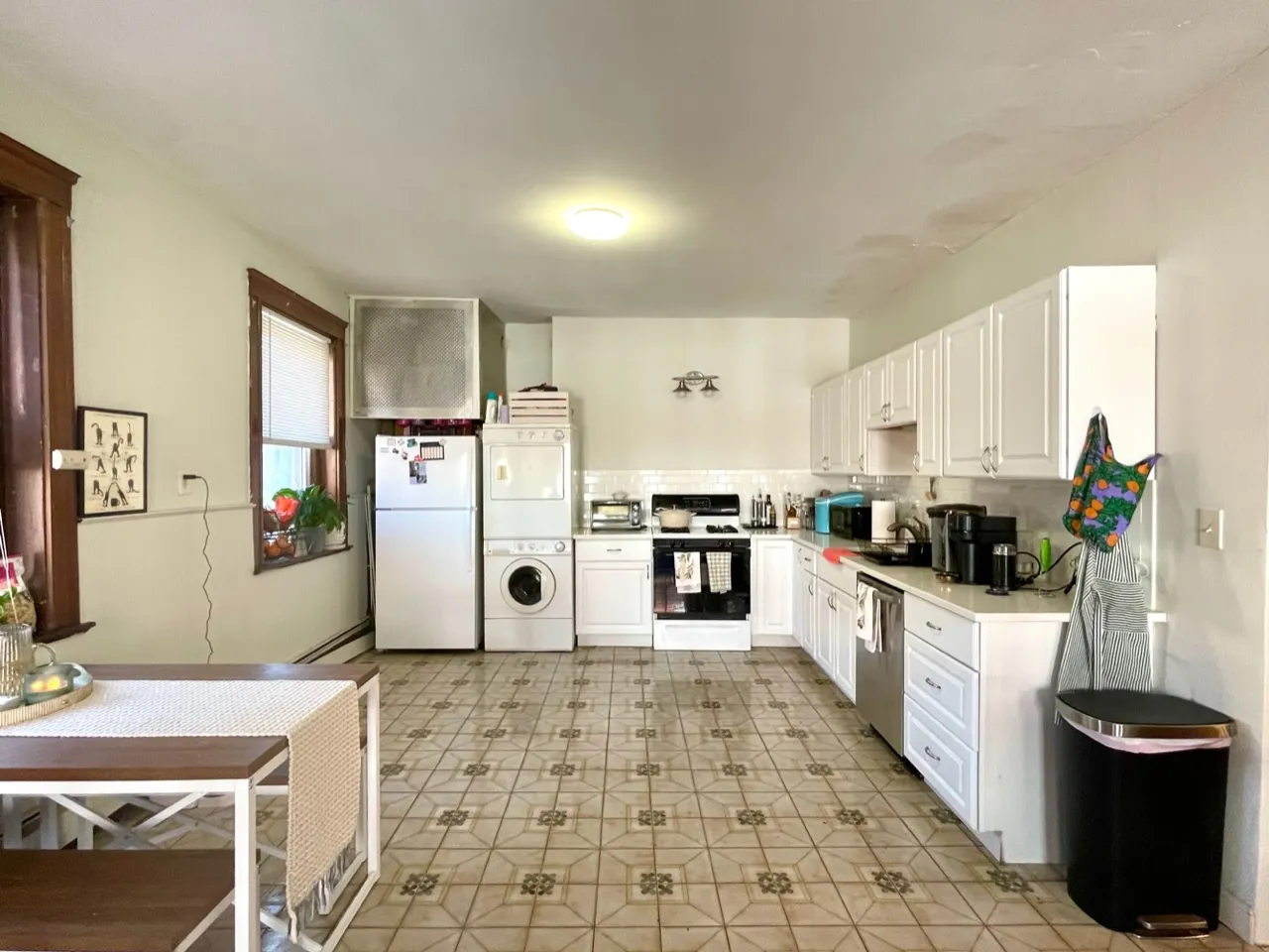 443 Hanover St, North End