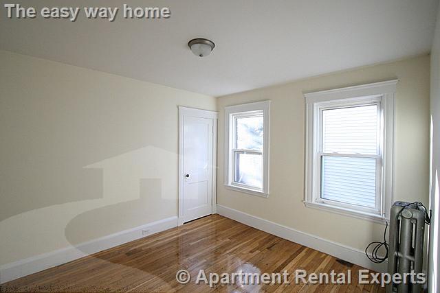 177 Boston Ave, Tufts