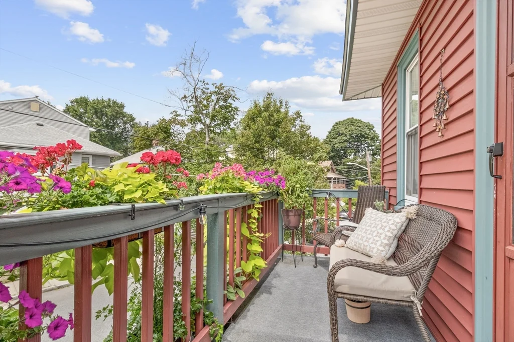 69 Orchard, Medford Hillside