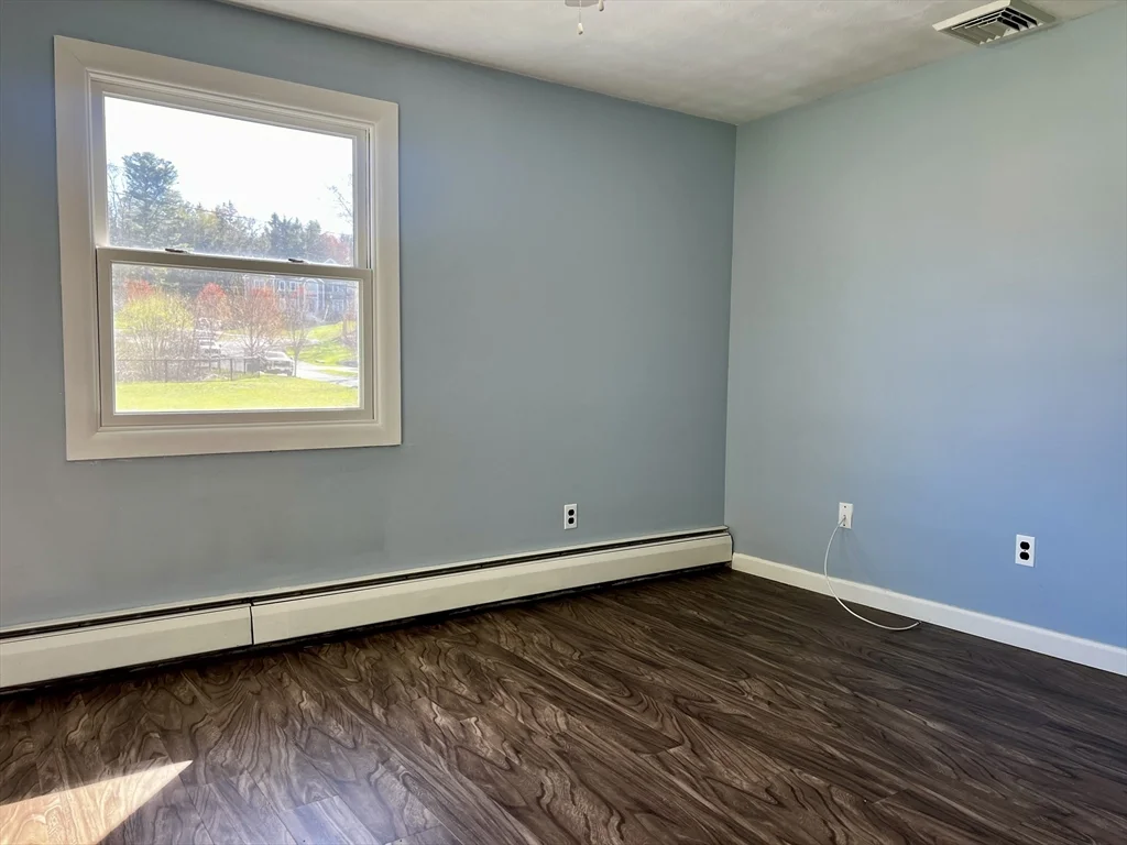 1 Perkins Rd, Danvers