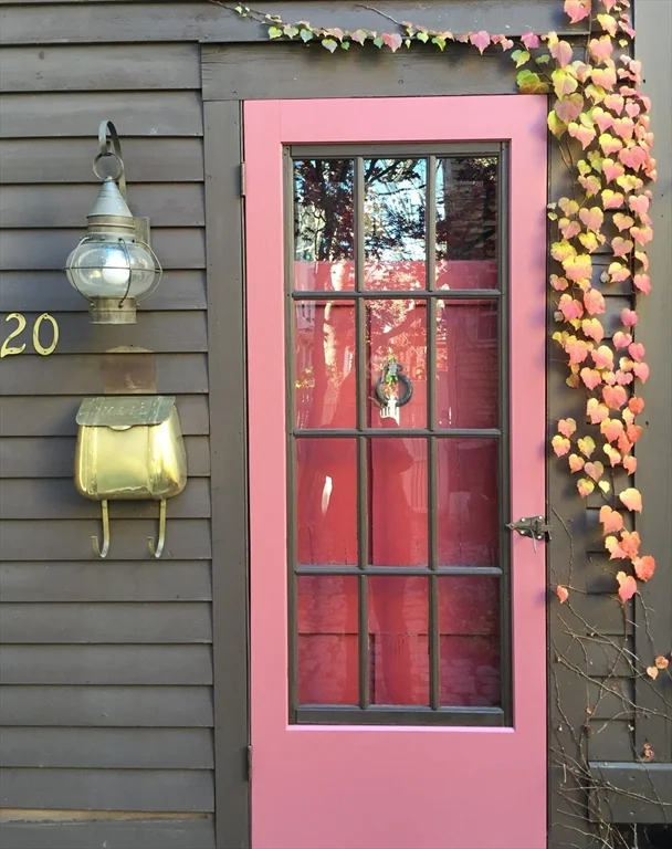 20 Putnam St, Charlestown