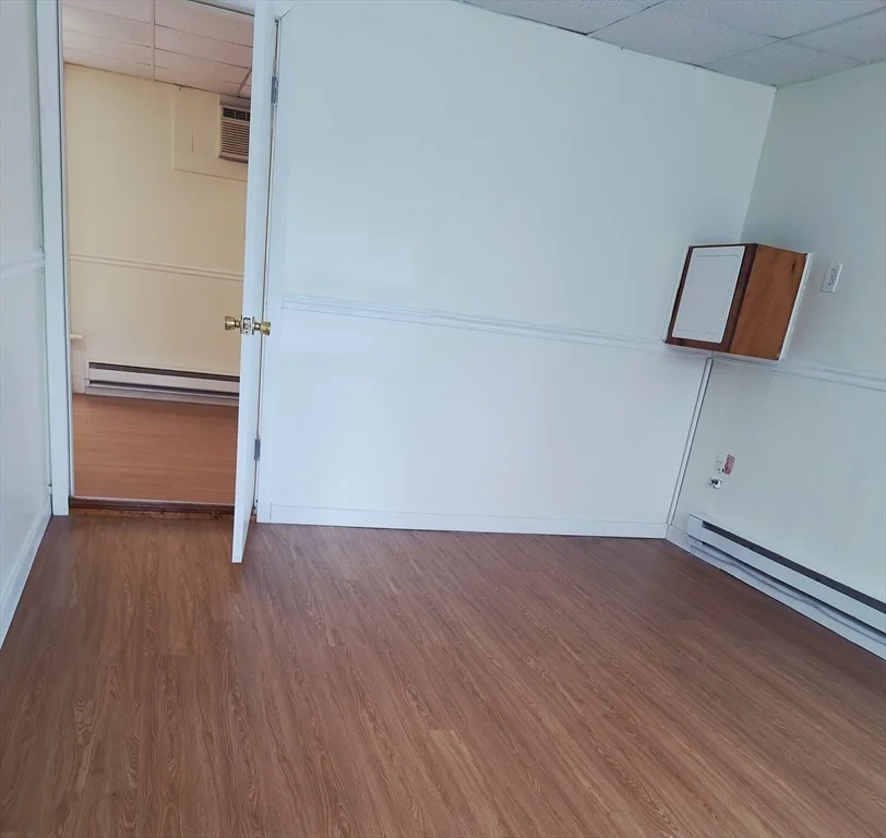 1071 W Boylston, Greendale