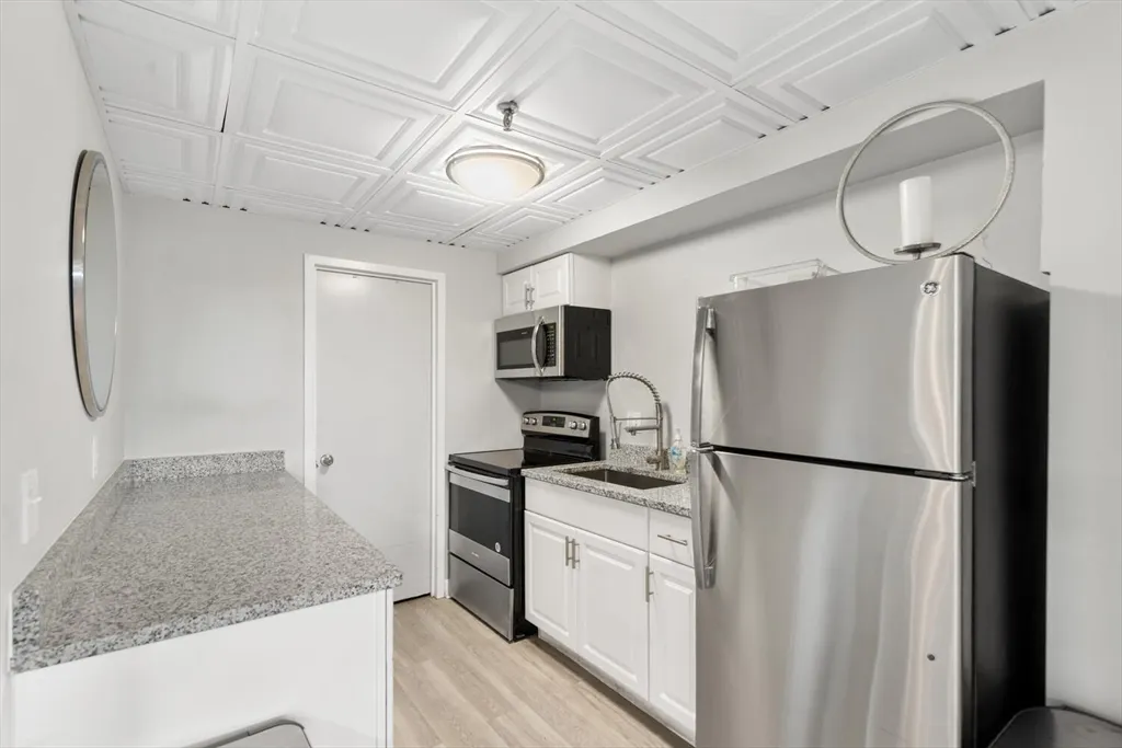 376 Ocean Ave, Revere Beach