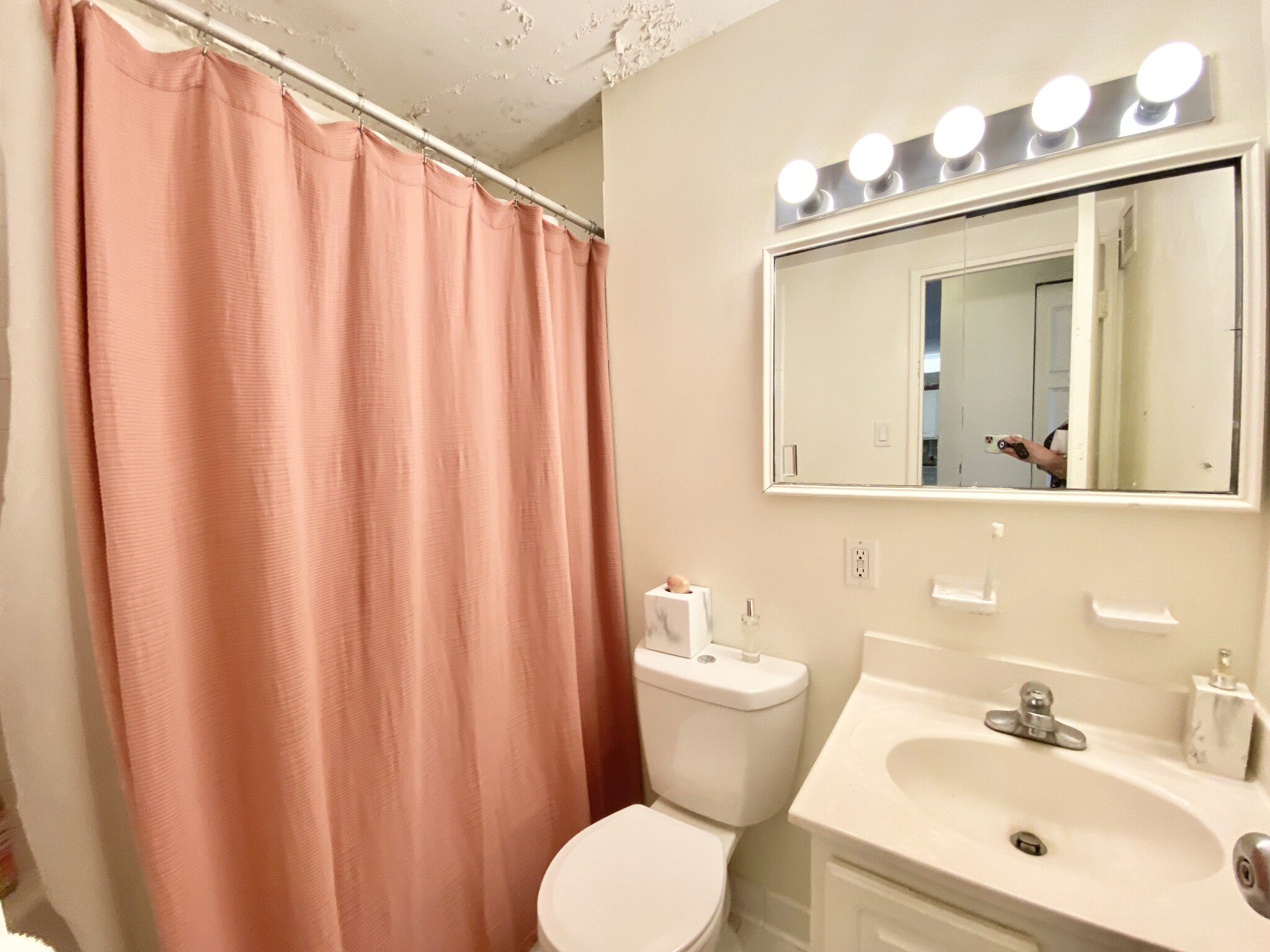 2 bed, 1.5 bath apartment for rent at 185 Freeman St Unit 546, Coolidge Corner — photo 3 of 3
