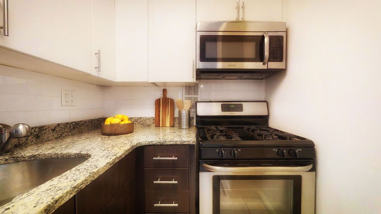 2 bed, 1 bath apartment for rent at 185 Freeman St Unit 535, Coolidge Corner — photo 1 of 7