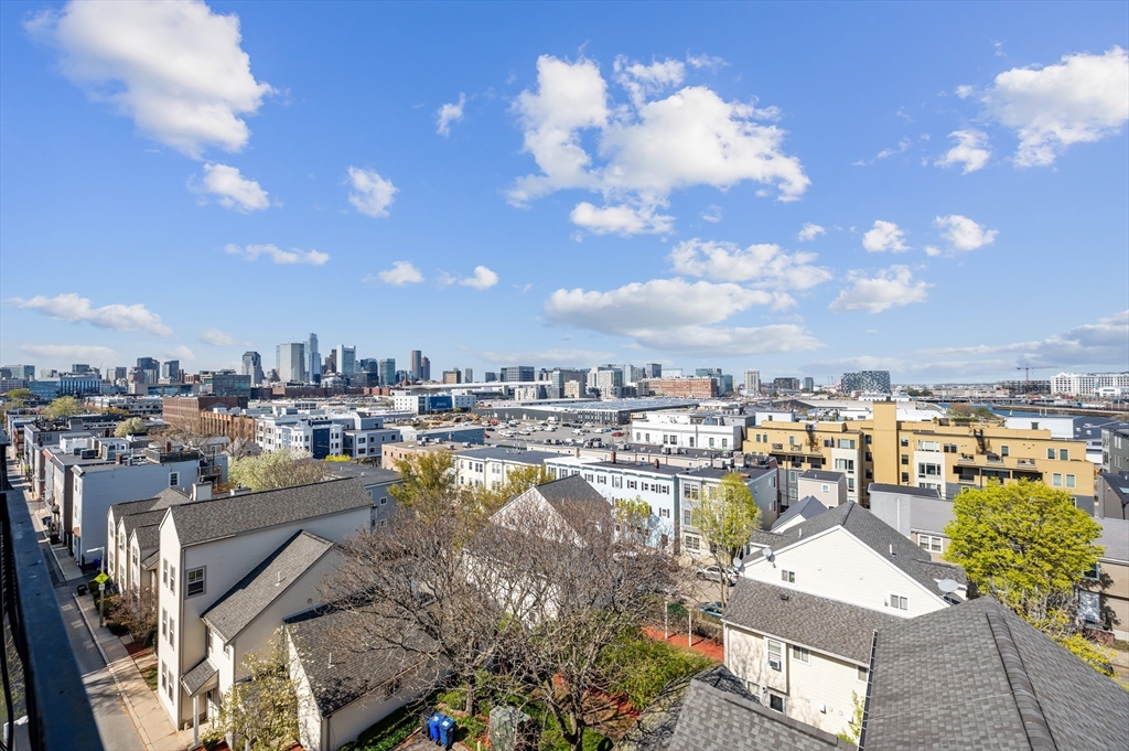 312-320 W 3rd St, South Boston