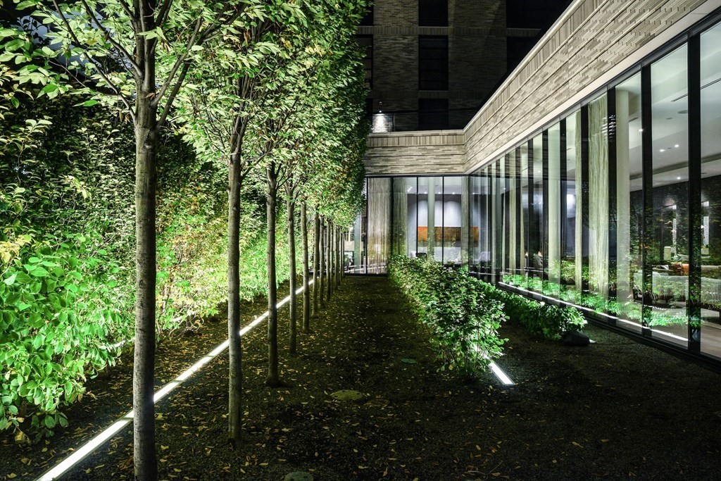 580 Washington St, Midtown