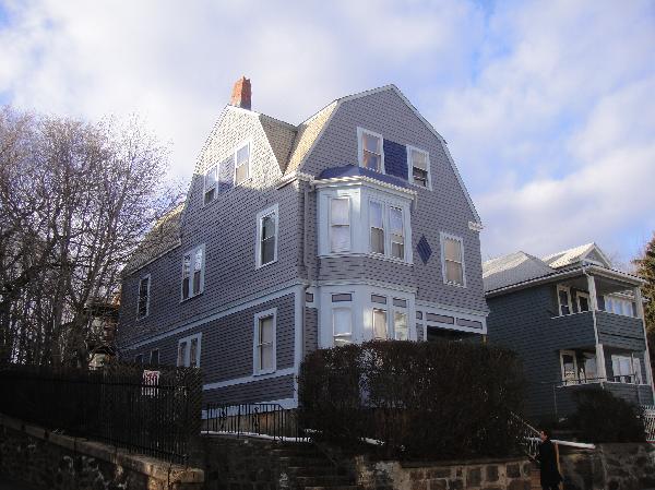 839 Parker St, Mission Hill