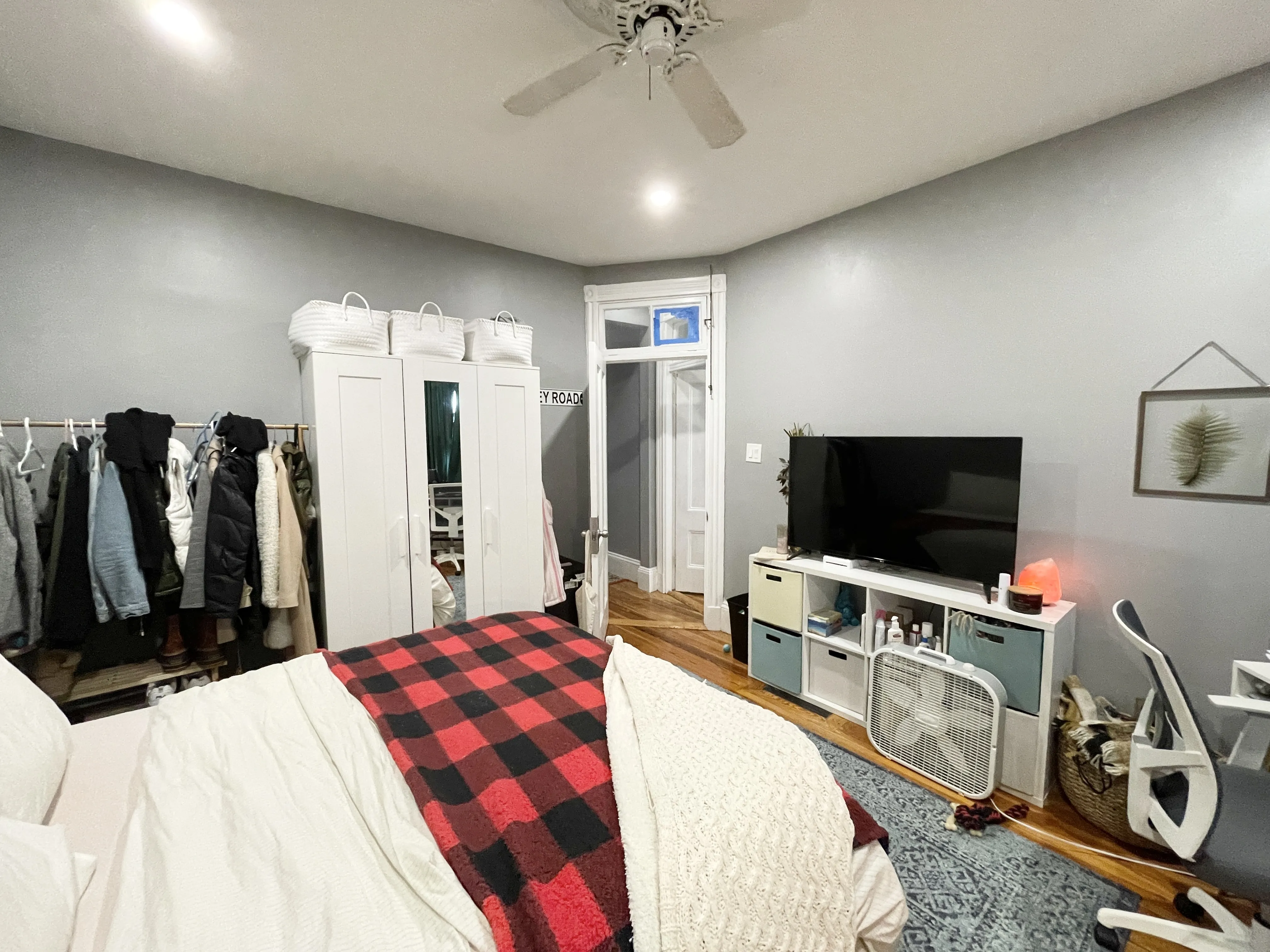 18 Sunset St, Mission Hill