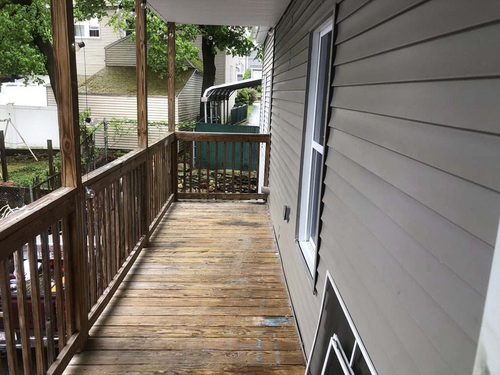 66 Pacific St, Fitchburg