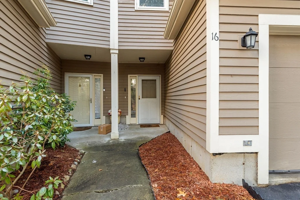 168 Upton Rd, Grafton