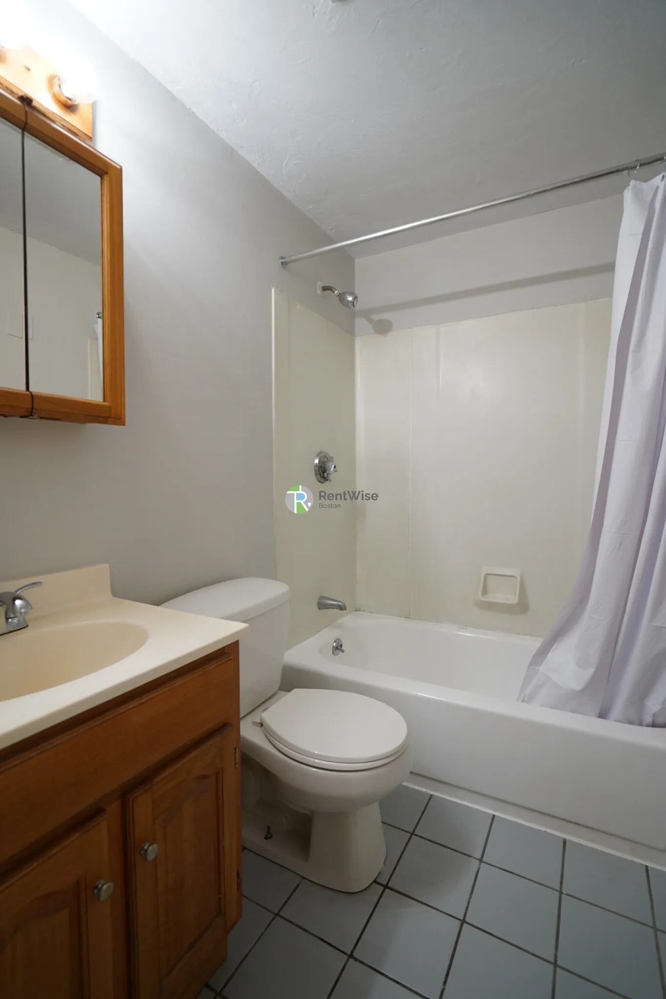 592 Cambridge St, Brighton