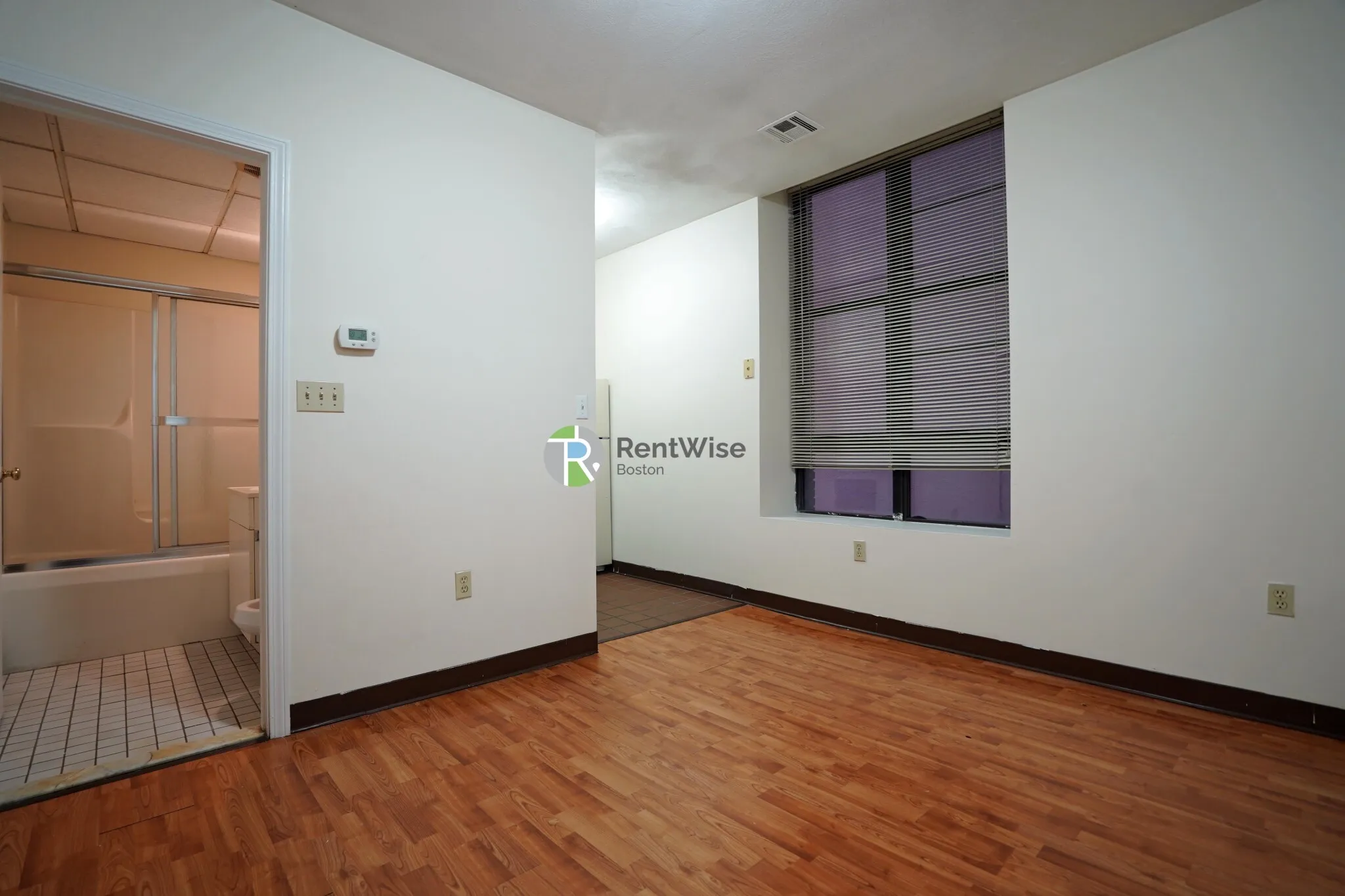 81 Essex St, Chinatown