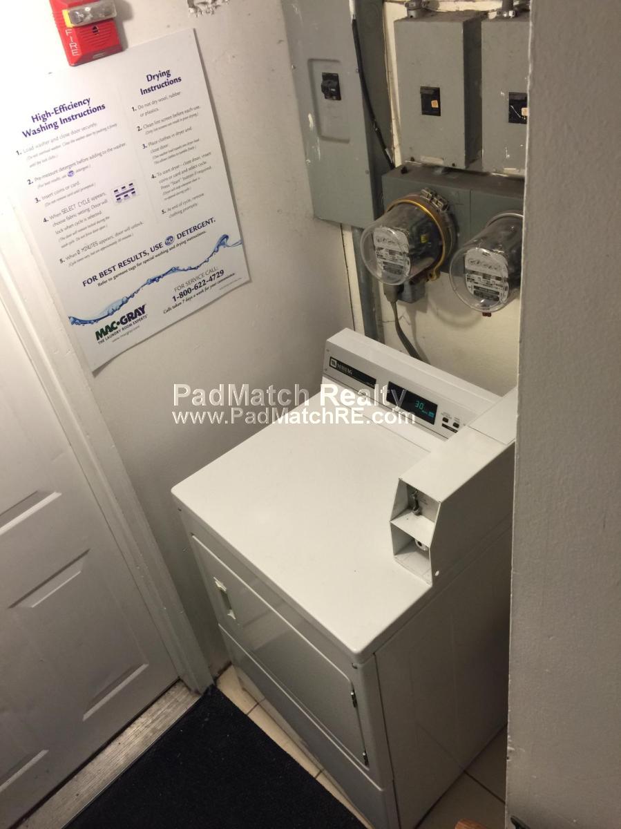 218 Hemenway St, Fenway