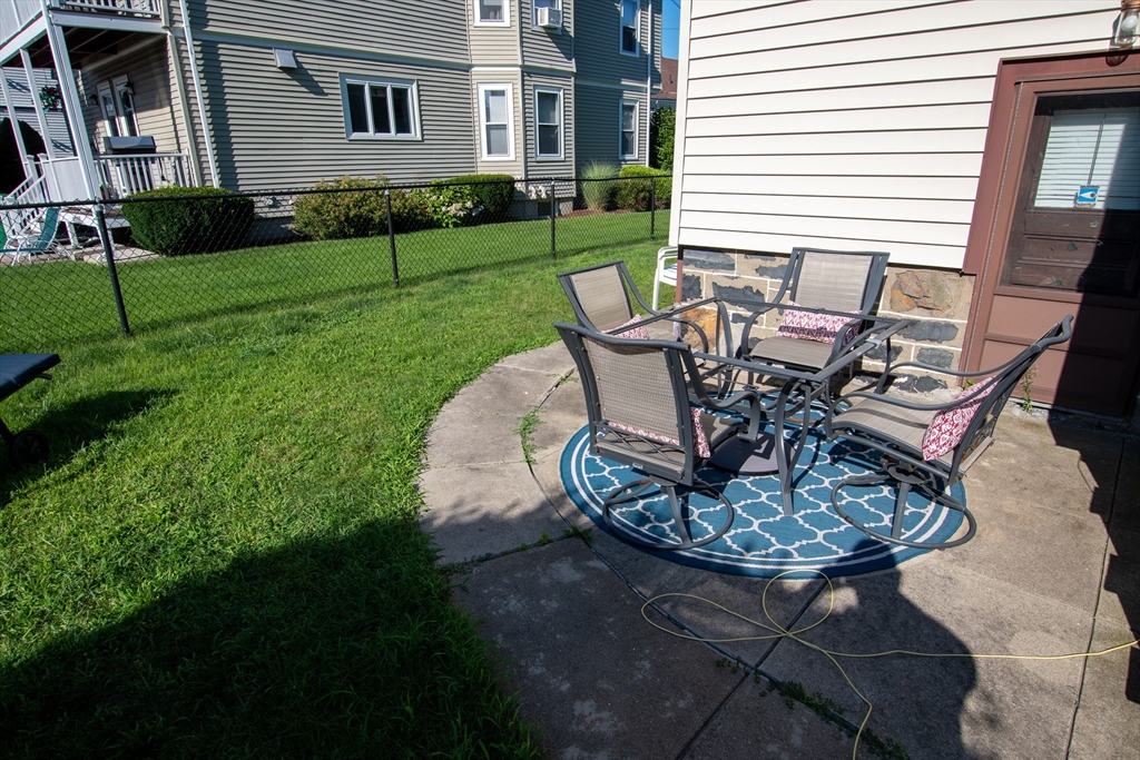 96 Grant Ave, Medford