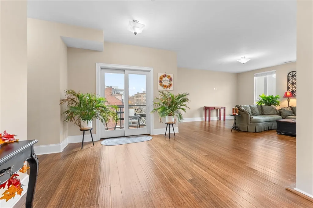 380 W Broadway, South Boston