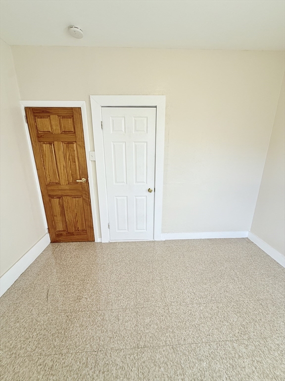 19 Armstrong St, Jamaica Plain