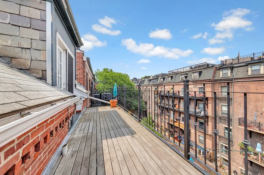 32 East Springfield St, South End