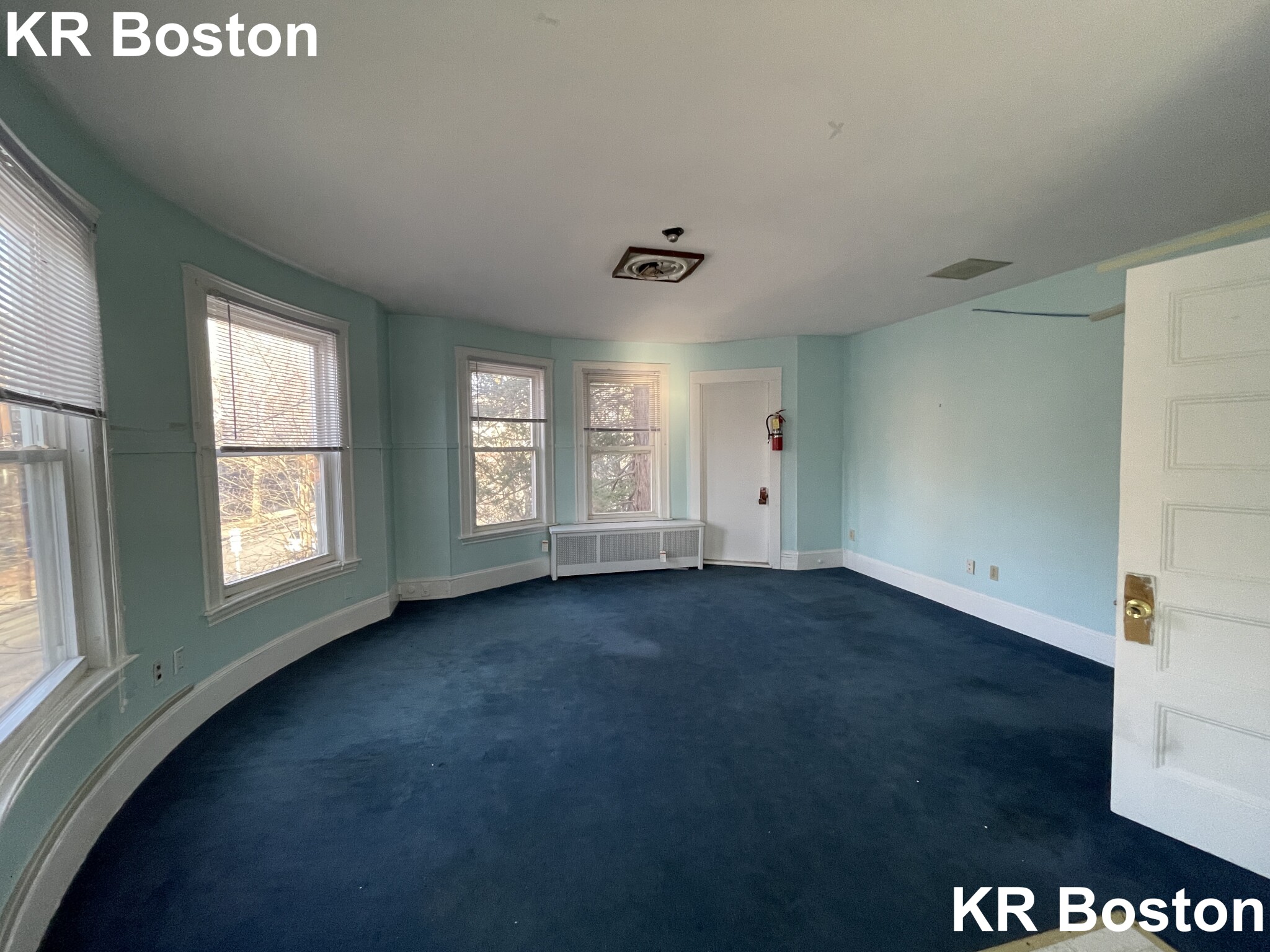 6 bed, 3.5 bath apartment for rent at 187 Central St Unit 0, Magoun Square — photo 1 of 3